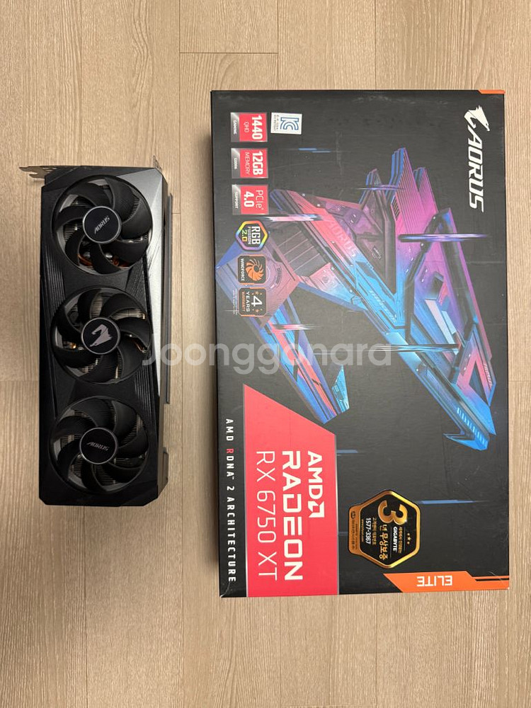 AORUS AMD Radeon RX 6750 XT--0