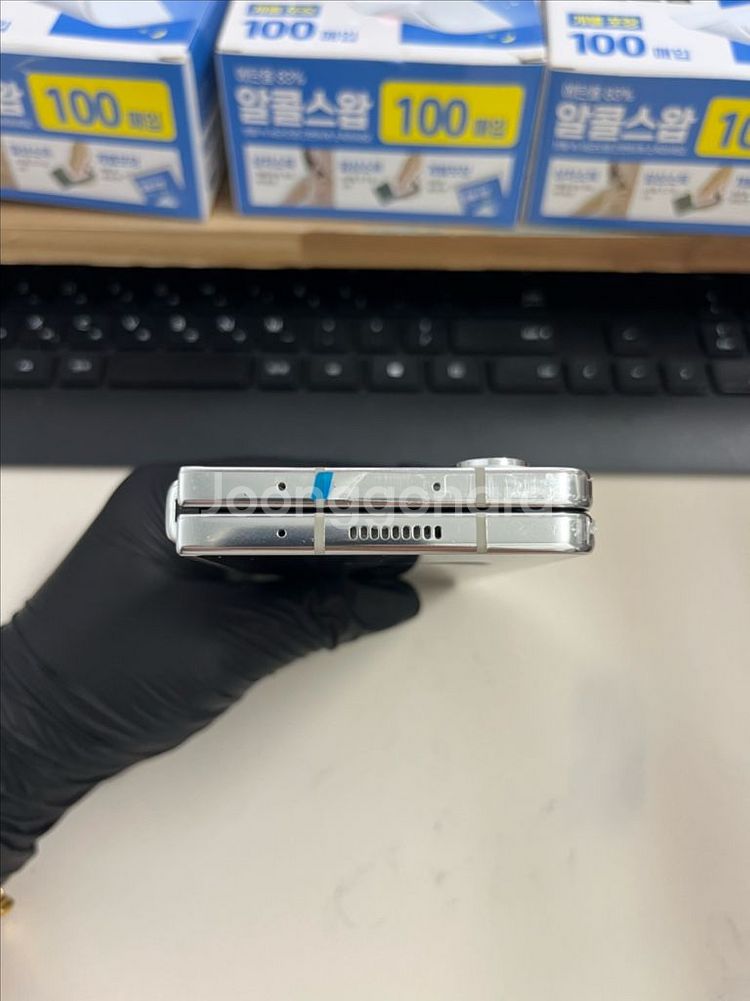 갤럭시Z폴드5 256G 크림 S급!--2