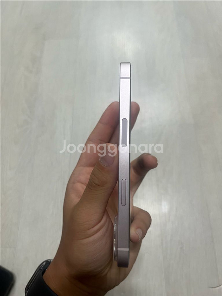 아이폰13 256GB 미국판 무소음카메라 s급--3