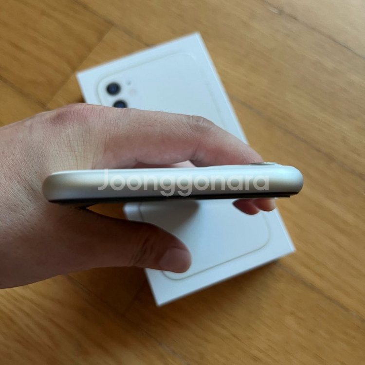 아이폰11 화이트 128GB--4