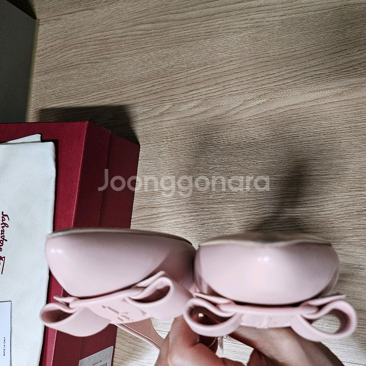 페레가모 비바 슬링백--8