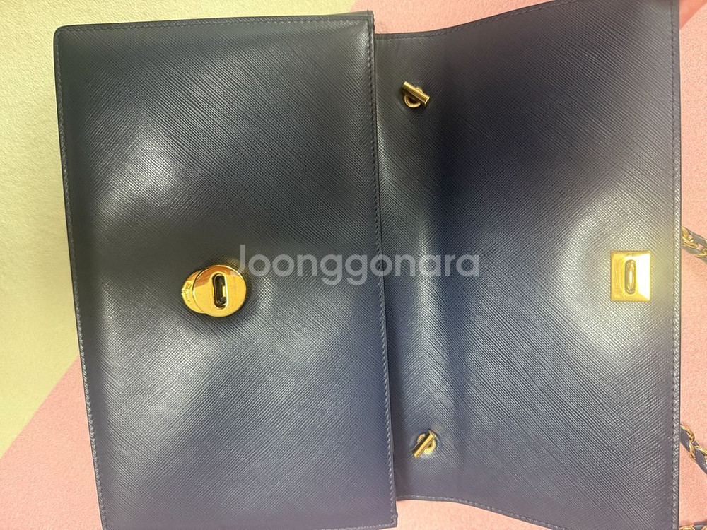 페라가모 지니백 네이비--5