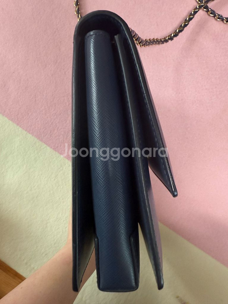 페라가모 지니백 네이비--3