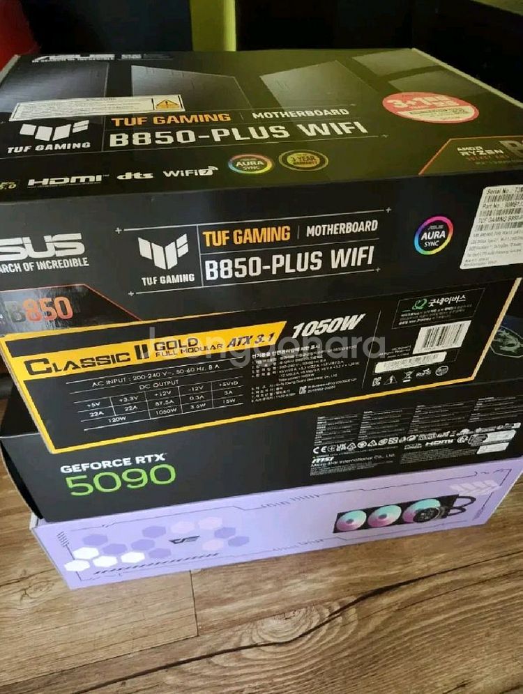 라이젠 7 9800X3D RTX5090 초고사양 컴퓨터--2