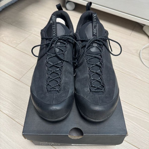 아크테릭스 컨실 FL2 고어텍스 블랙 275