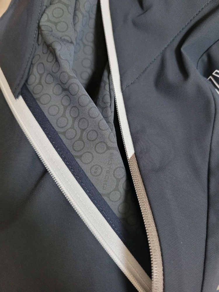 새상품)K2 여성 냉감 반집업 기능성반팔 100--2