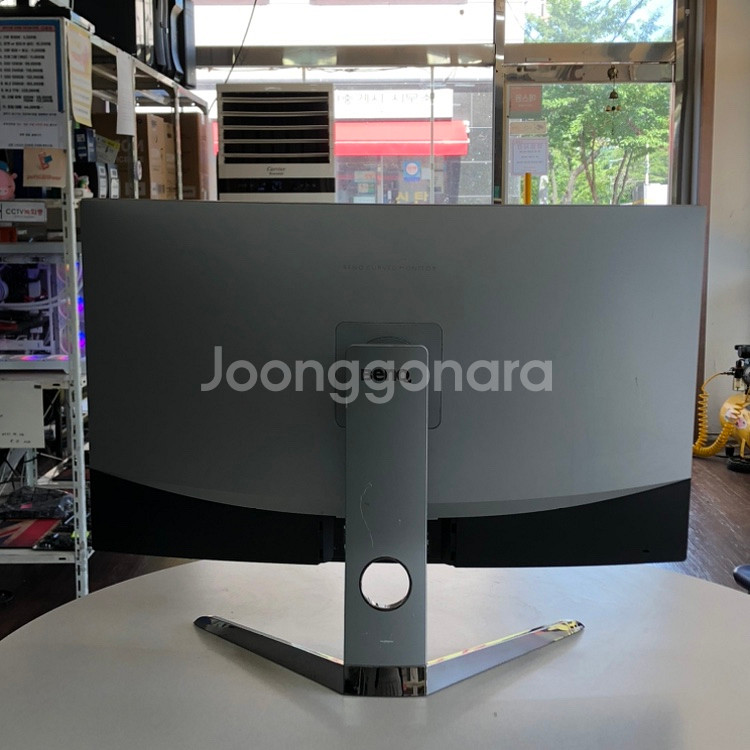벤큐 32인치 커브드 모니터 144Hz 2대--2