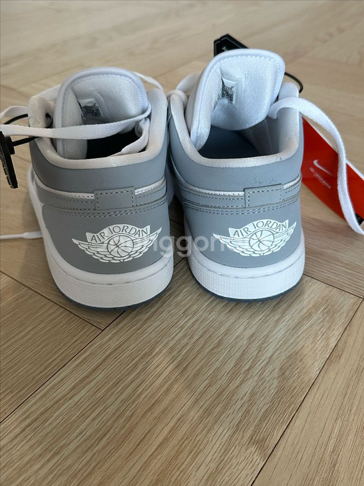 조던1로우 화이트 울프 그레이 250 새상품--2