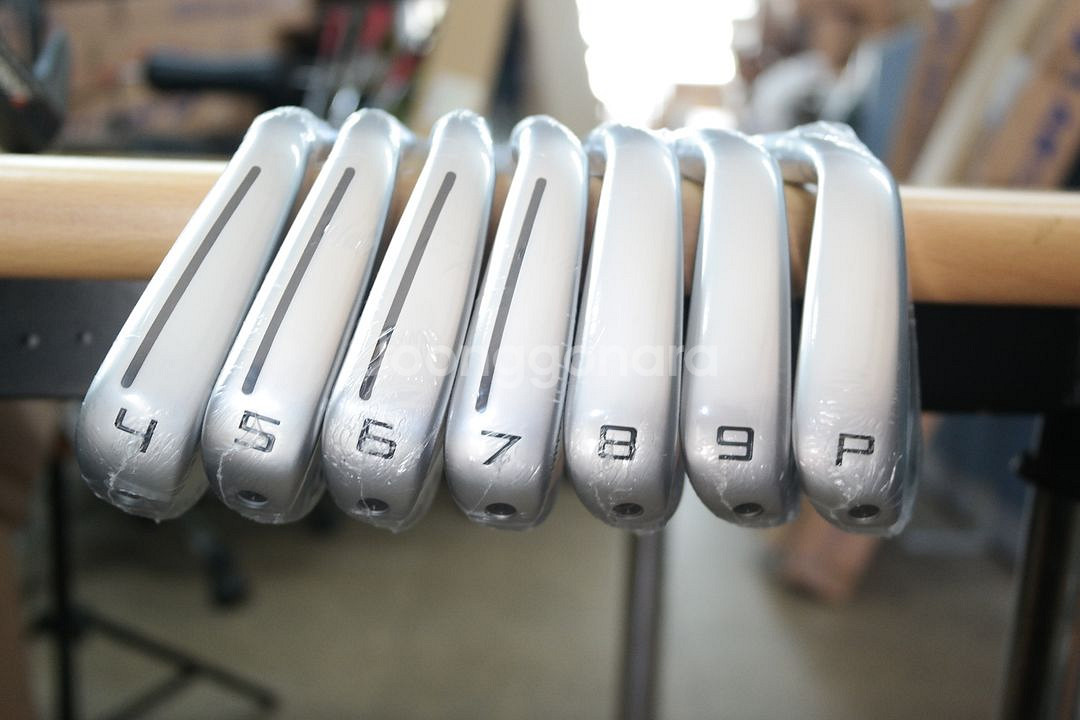 타이틀리스트 P790 모두스105 R 아이언--7