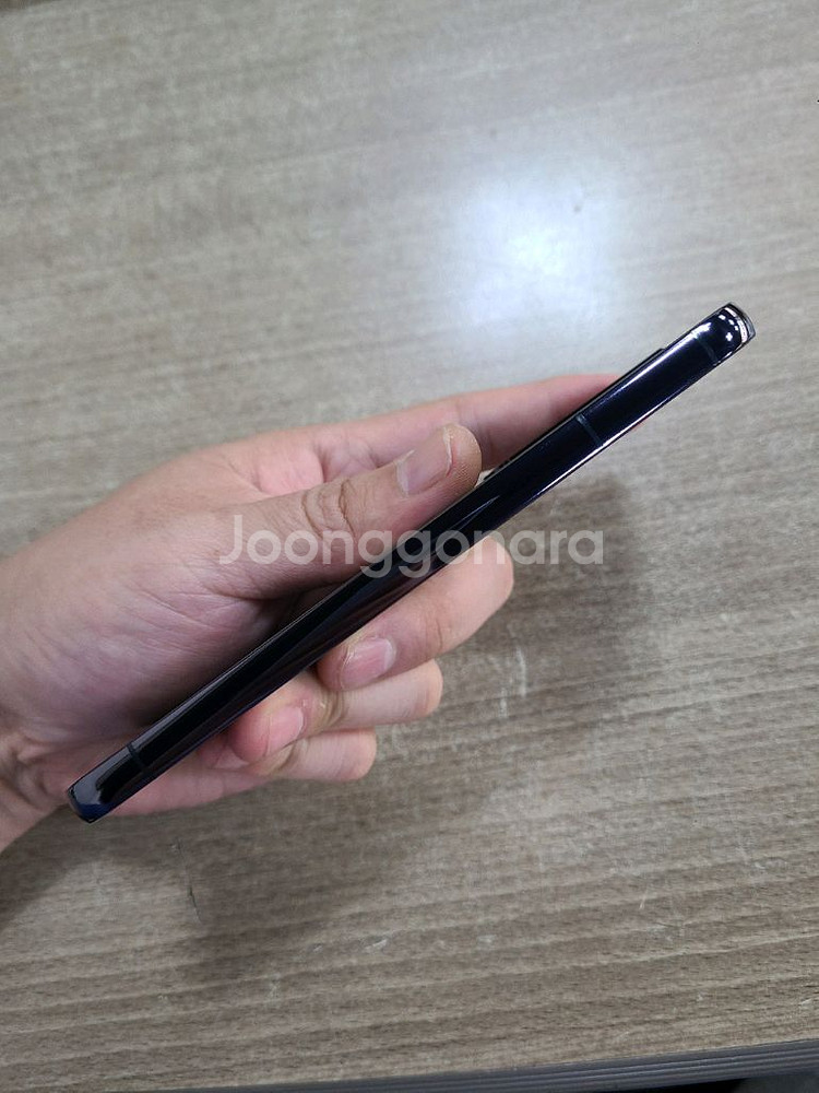 갤럭시S22 256기가 무잔상 S급 중고폰 공기계--6