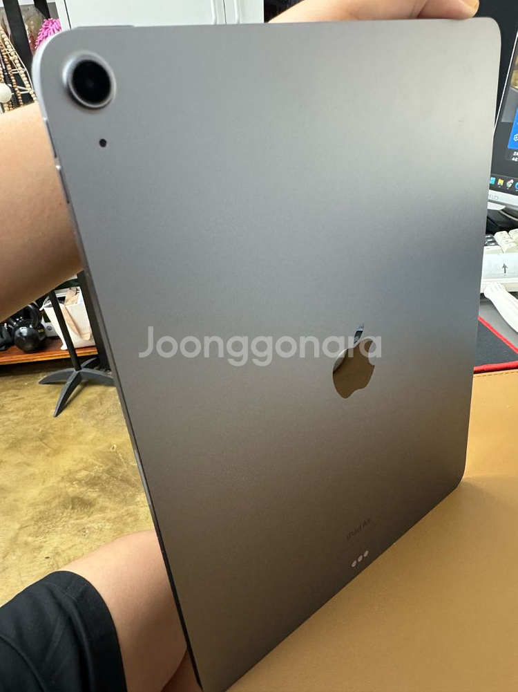 아이패드13 m2 128g 스페이스그레이 팝니다--3
