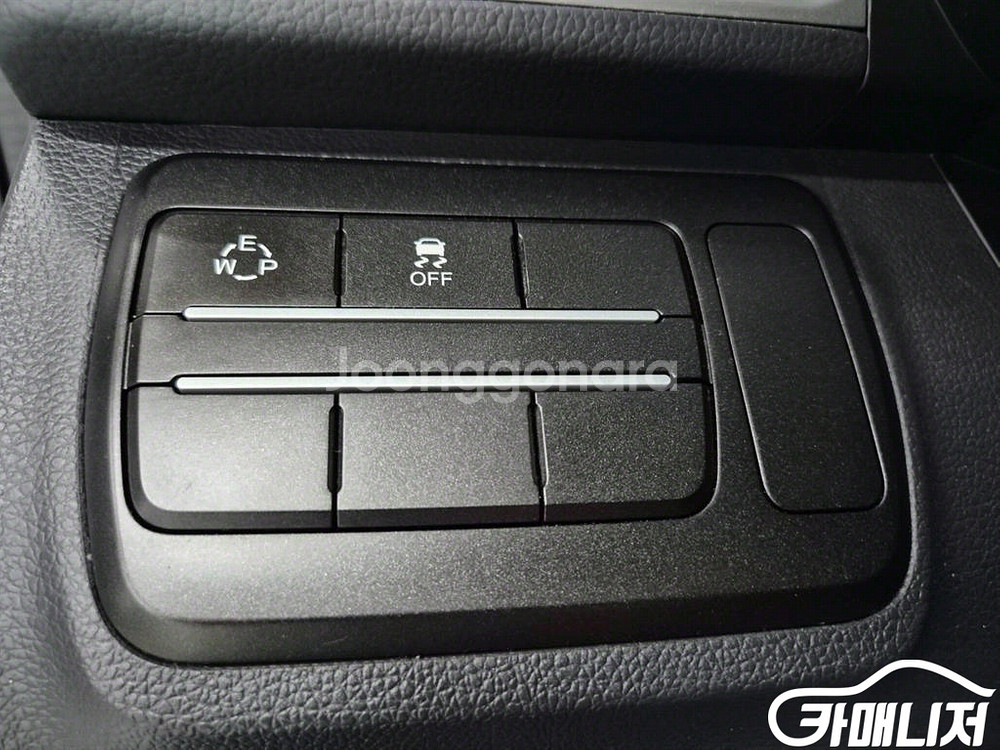 [KG모빌리티(쌍용) ]티볼리 가솔린 2WD 1.6 V--9