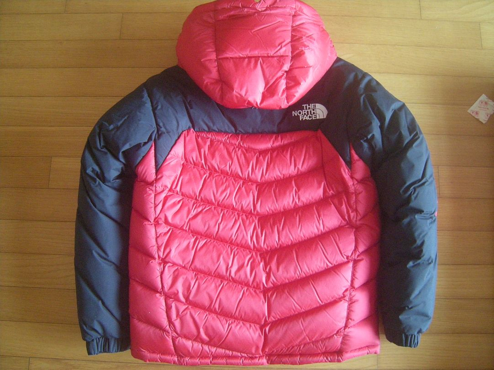 노스페이스 에베레스트패딩 매장판 남성용xs한정판희귀레어사이즈/아디다스 나이키조던acg 러닝캠핑등산 스투시 아이폰--5