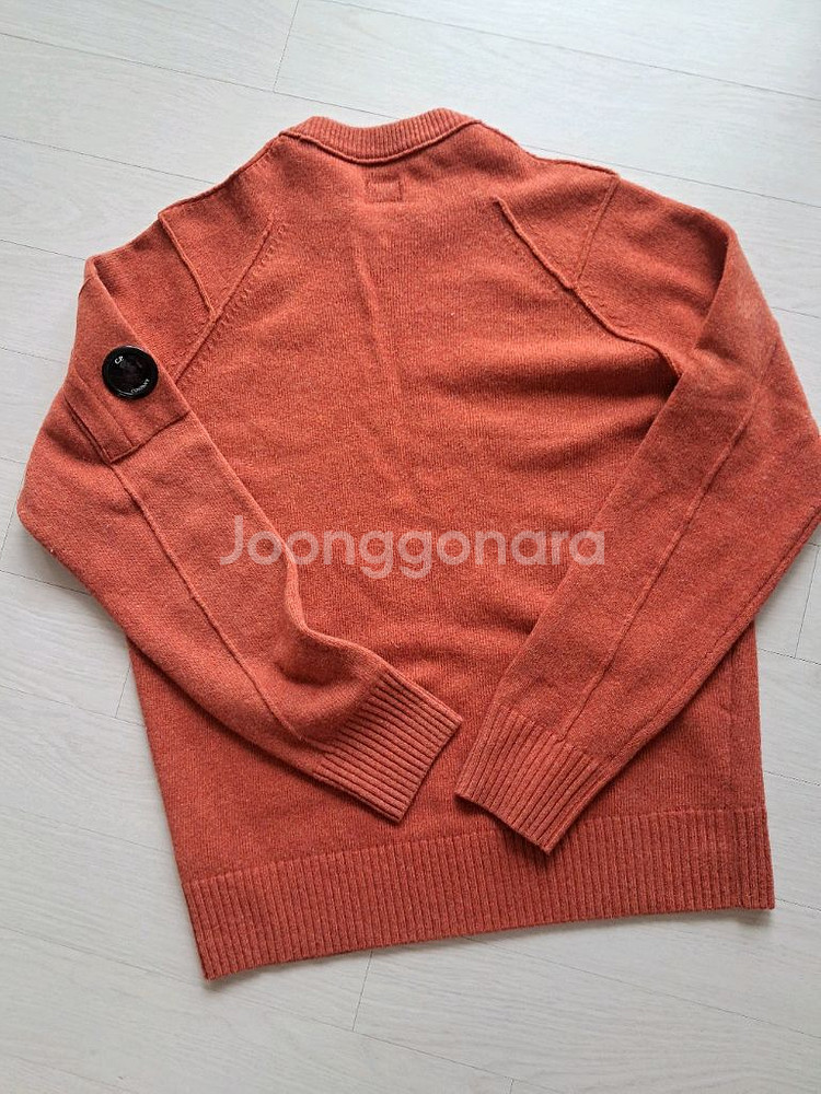 씨피컴퍼니 오렌지 컬러 니트정품--4