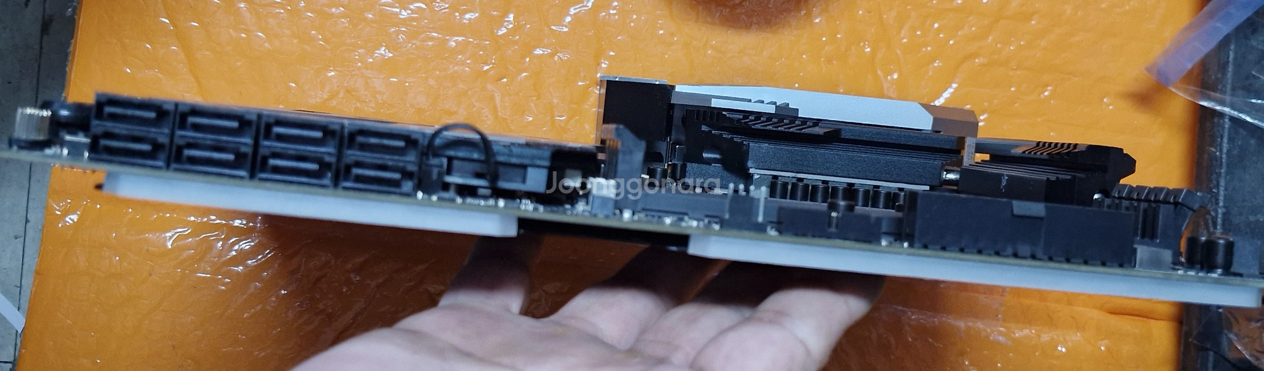 Asrock X570 Taichi 쿨러포함--3