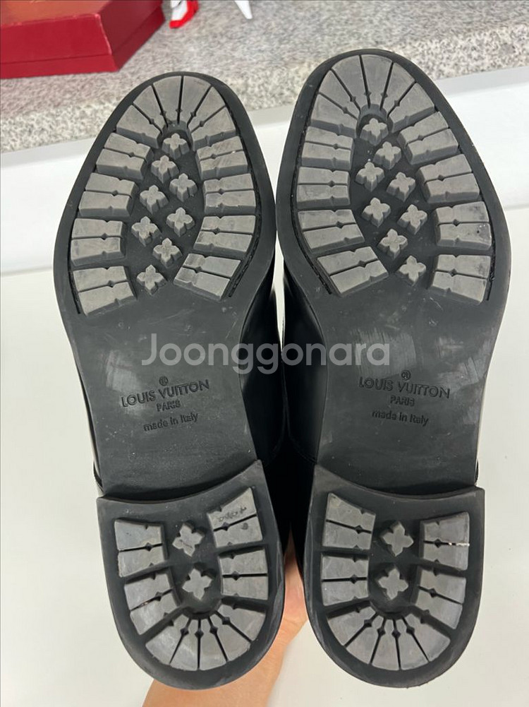 정품) 루이비통 LV로고 레더 레이스업 구두 9--9