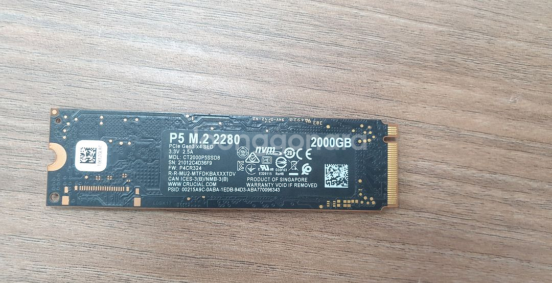 마이크론 ssd p5 nvme 2tb 하드팝니다--1