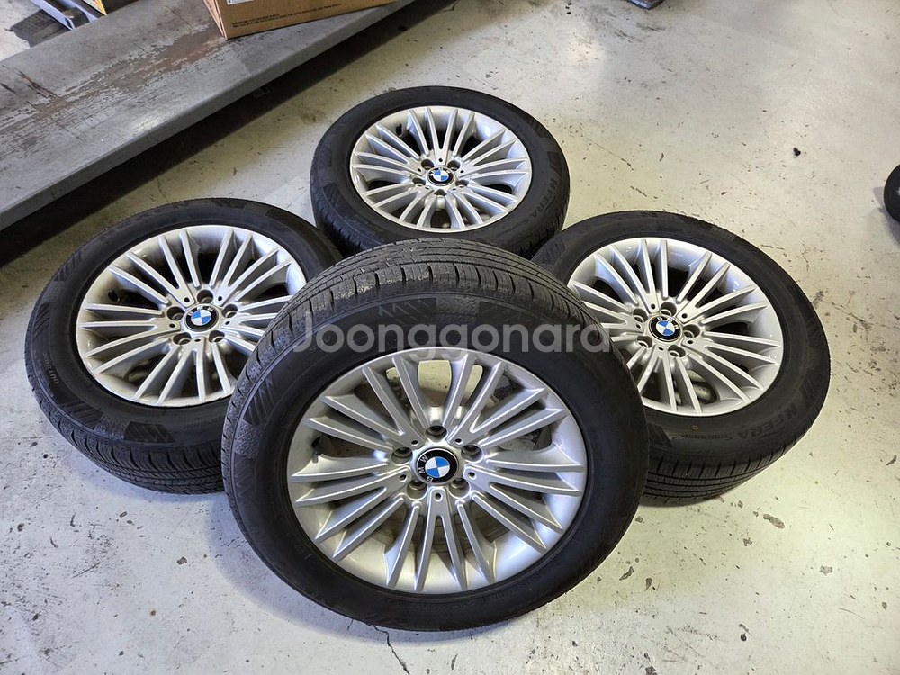 BMW F10 5시리즈 페리 17인치--1