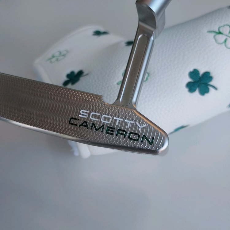 스카티카메론 슈퍼셀렉트 스퀘어백2 Lucky 커스텀퍼터 이미지