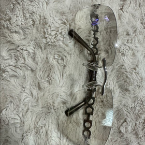 페라가모 정품 간치니 체인 무테 선글라스 판매합니다