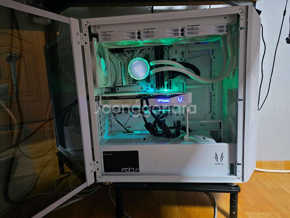 9600x rtx5070 32g 고사양 데스크탑 직거래--1