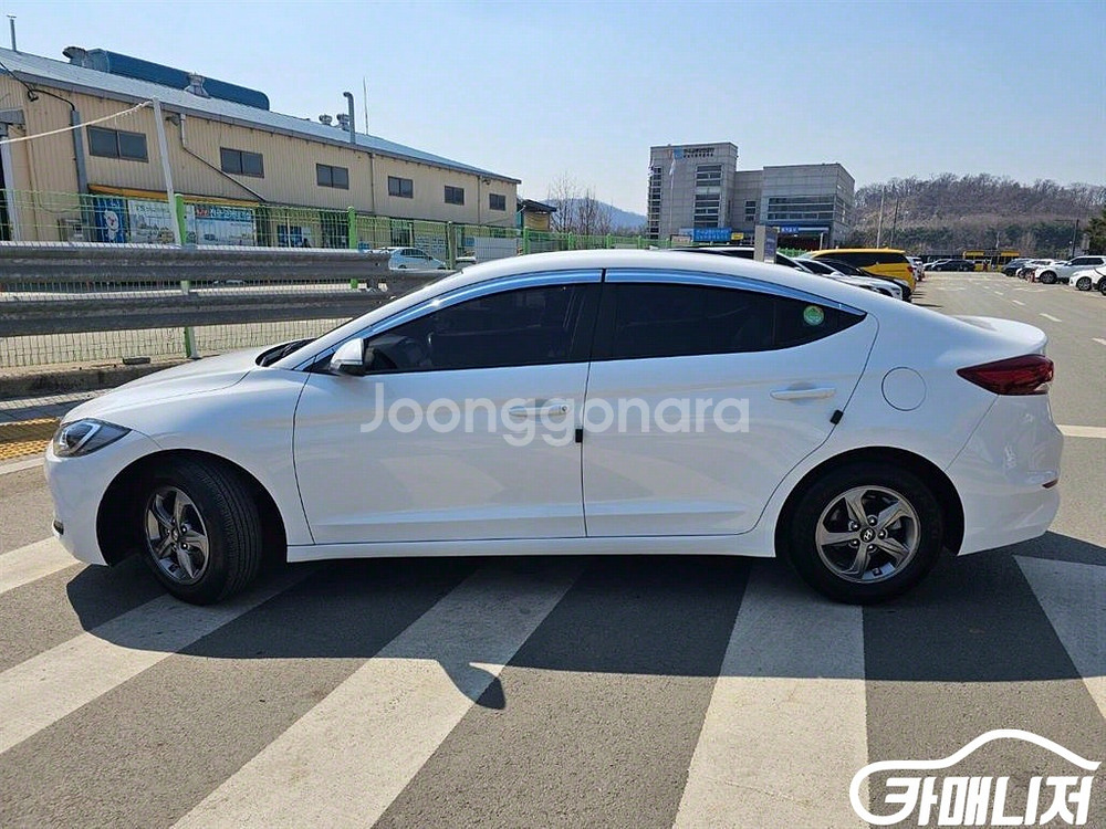 [현대]아반떼 AD 1.6 GDI 스마트 (5인승) #--2
