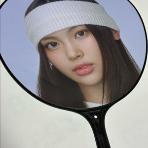뉴진스 혜인 슈퍼내츄럴 부채/미니 CD 키링/무라카미