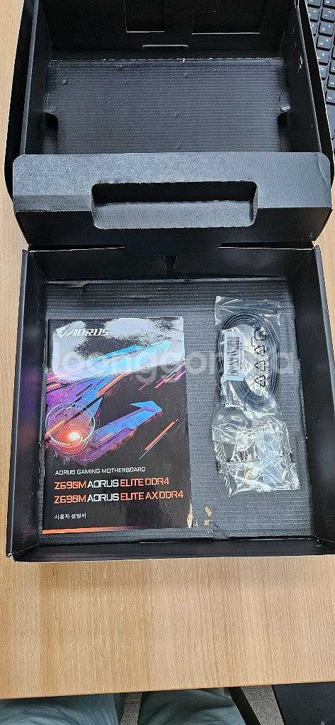 기가바이트 z690m 어로스 메인보드--1