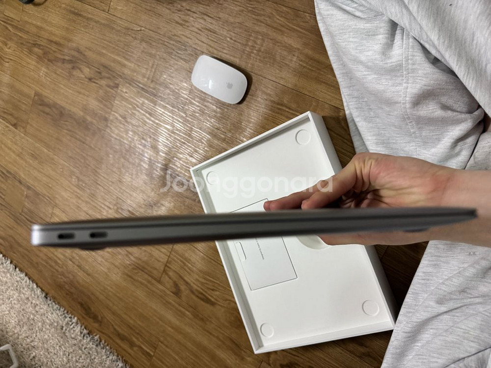 맥북에어 M1 8GB 256GB 스페이스그레이--6