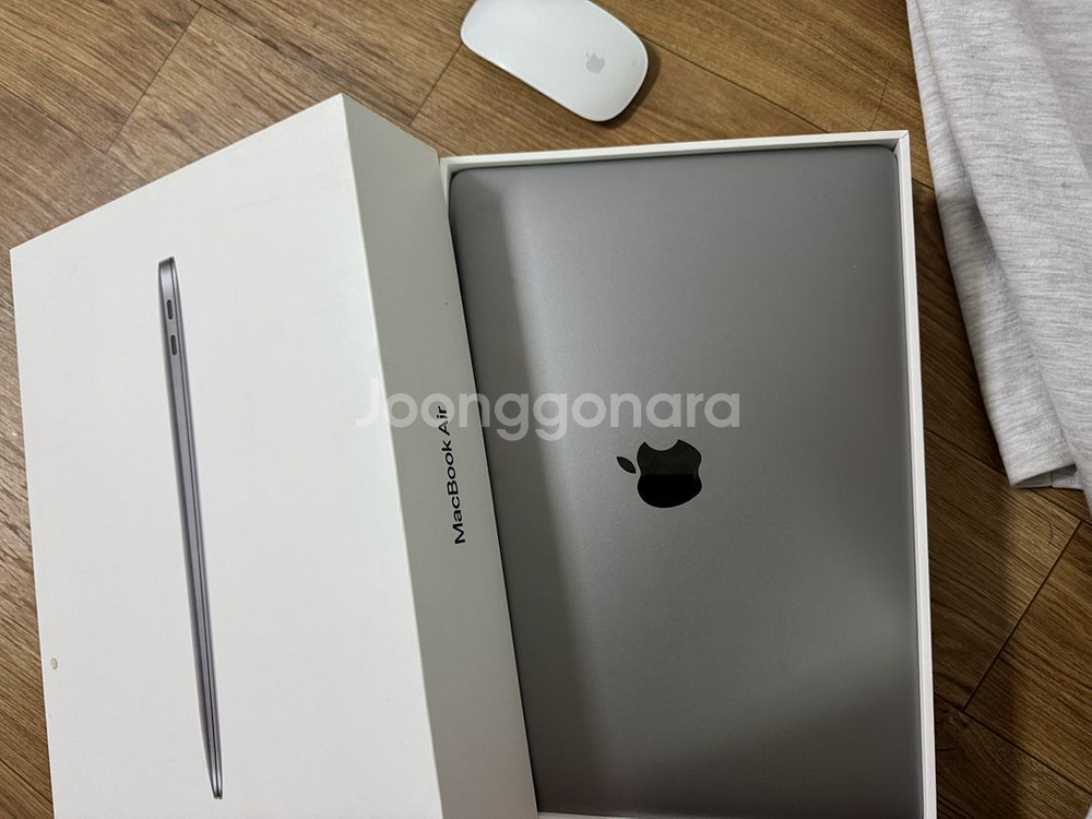 맥북에어 M1 8GB 256GB 스페이스그레이--1