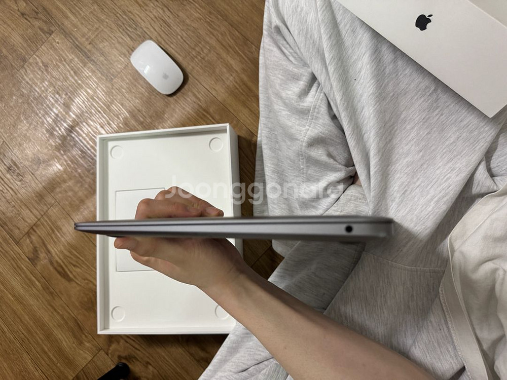 맥북에어 M1 8GB 256GB 스페이스그레이--5