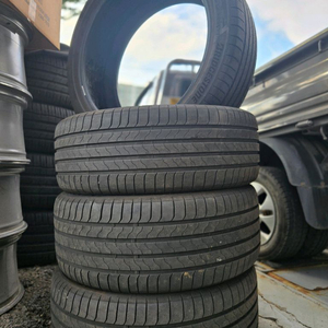 e트론 중고거래 | 중고나라 - 안심되는 중고거래