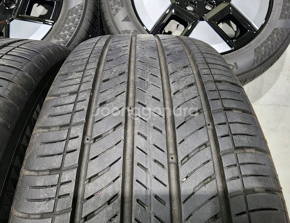 싼타페 mx5 하이브리드 18인치 휠타이어--9