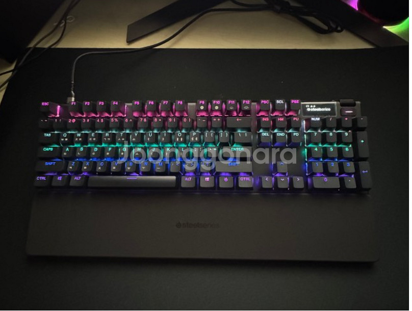 스틸시리즈apex pro Gen3 키보드 풀배열 팝니다--0