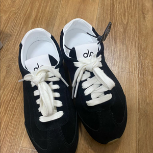 alo 요가선셋스니커즈 w5.5