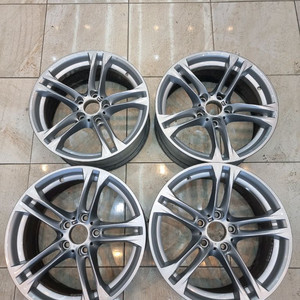 BMW F10 613m휠 순정 18인치 판매