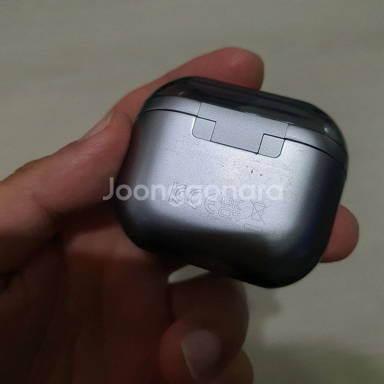 정품 갤럭시 버즈3프로 sm-r630 본체--1
