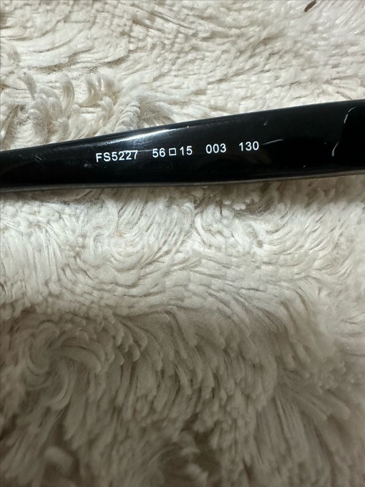 펜디 정품 선글라스 FS5227 모델판매합니다클래식--4