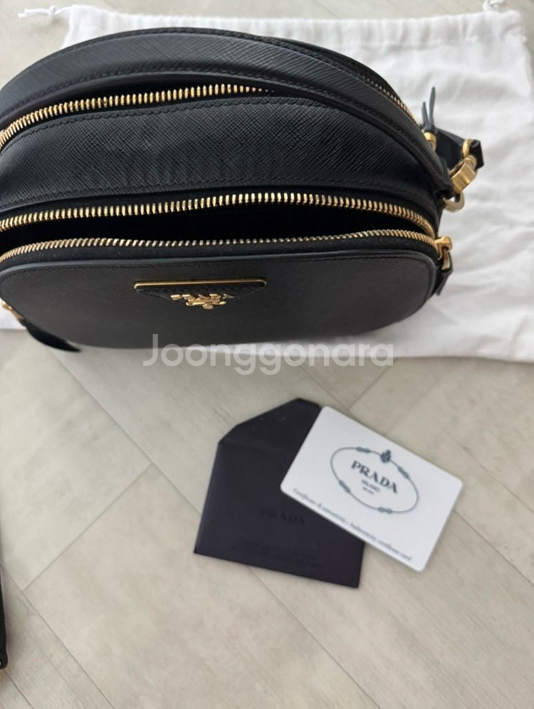프라다 오데뜨 크로스백--2