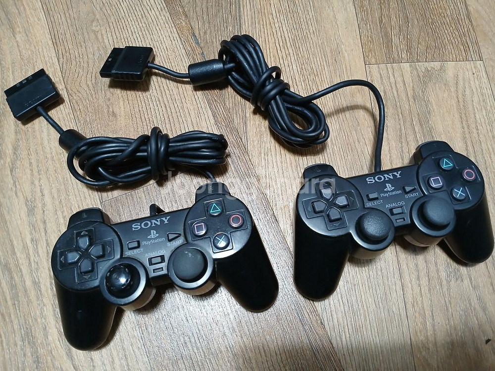 SONY 플레이스테이션2 컨트롤러 2개 버턴 고장품--0