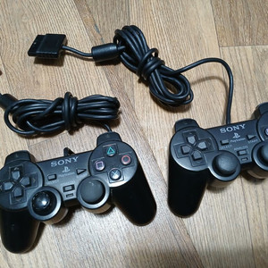 SONY 플레이스테이션2 컨트롤러 2개 버턴 고장품