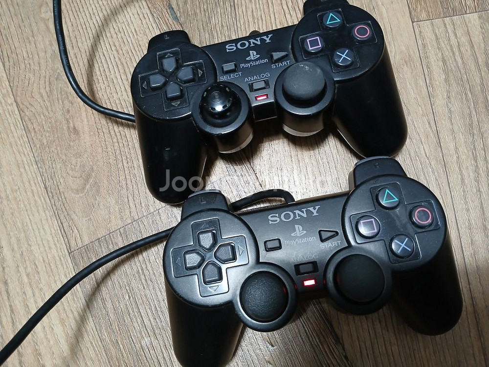 SONY 플레이스테이션2 컨트롤러 2개 버턴 고장품--1