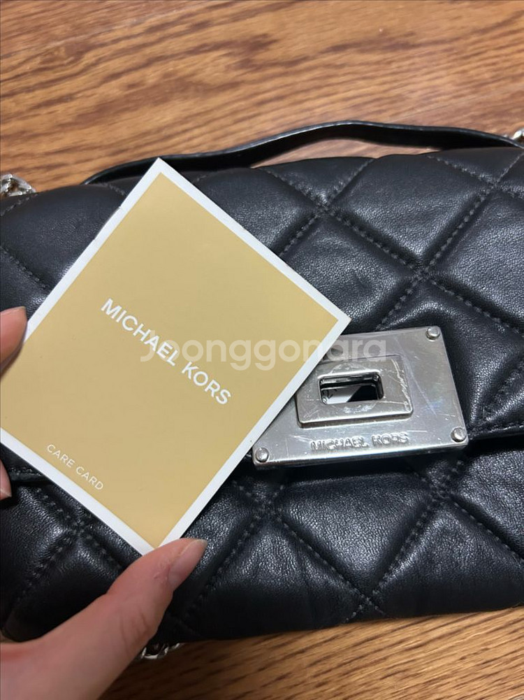 마이클코어스 크로스백 정품--4