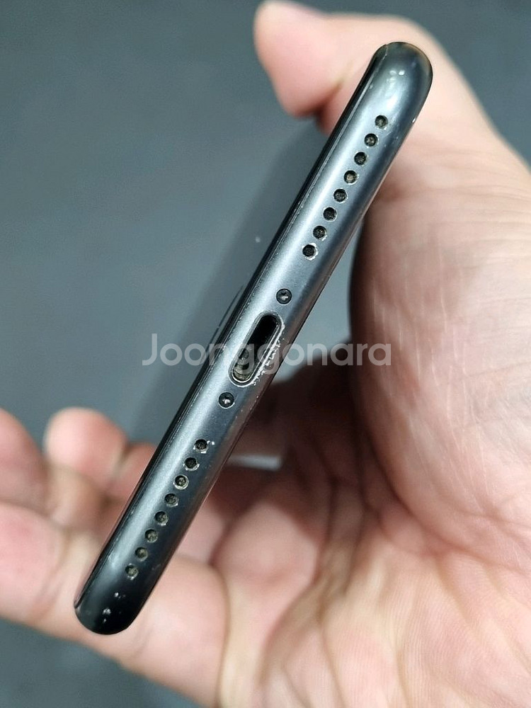 아이폰8플러스 64GB 스페이스그레이 배터리 83%--7