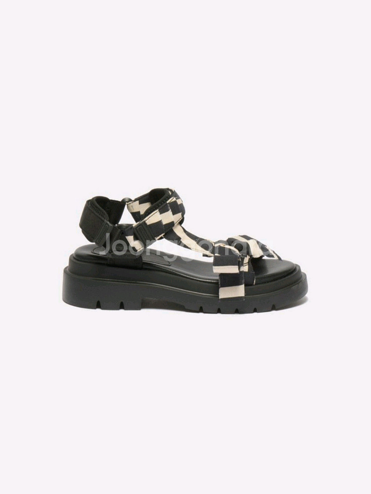 Stripe ribbon sandal(black) DG--1
