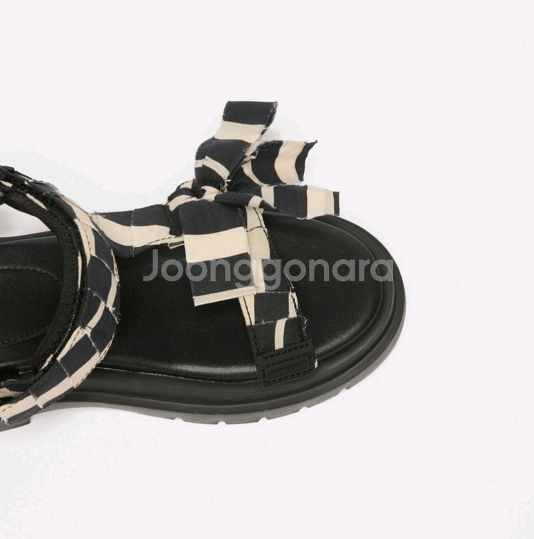 Stripe ribbon sandal(black) DG--6