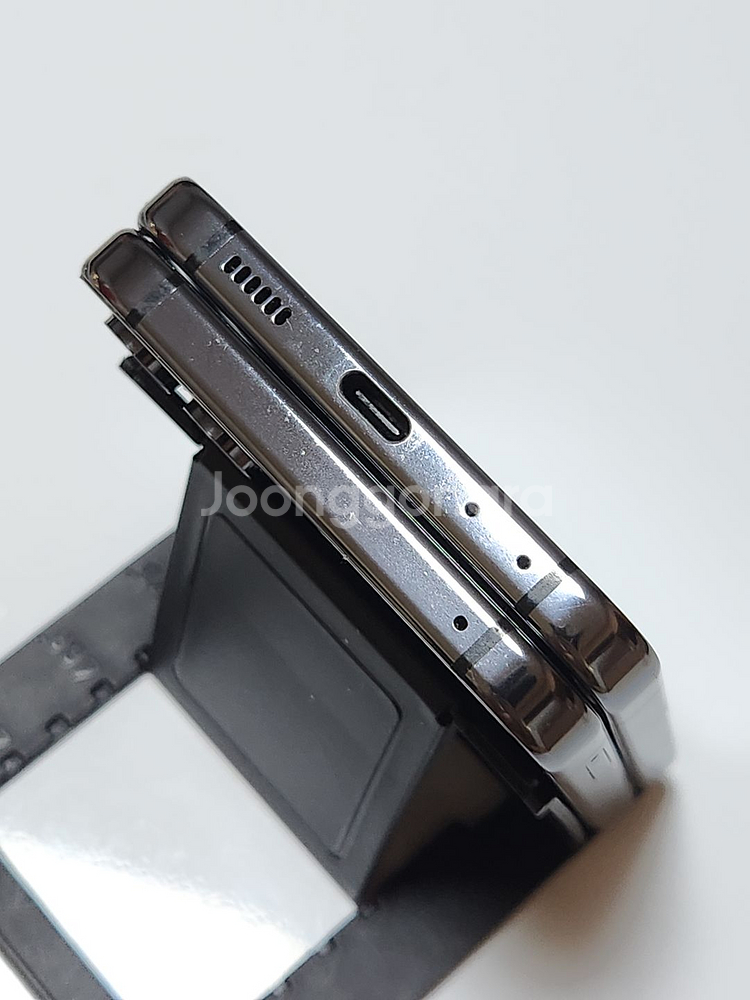 갤럭시Z플립5 256G 무잔상 블랙 54988--5
