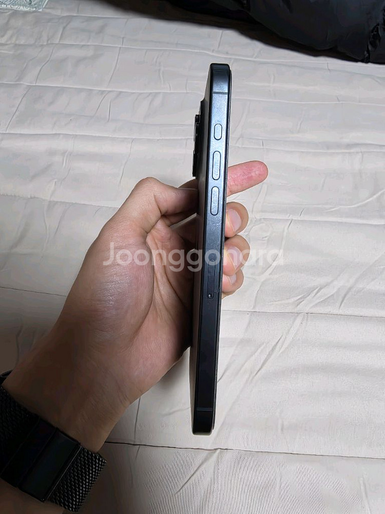 자급제 아이폰 15프로맥스 256g 블랙 판매합니다--4