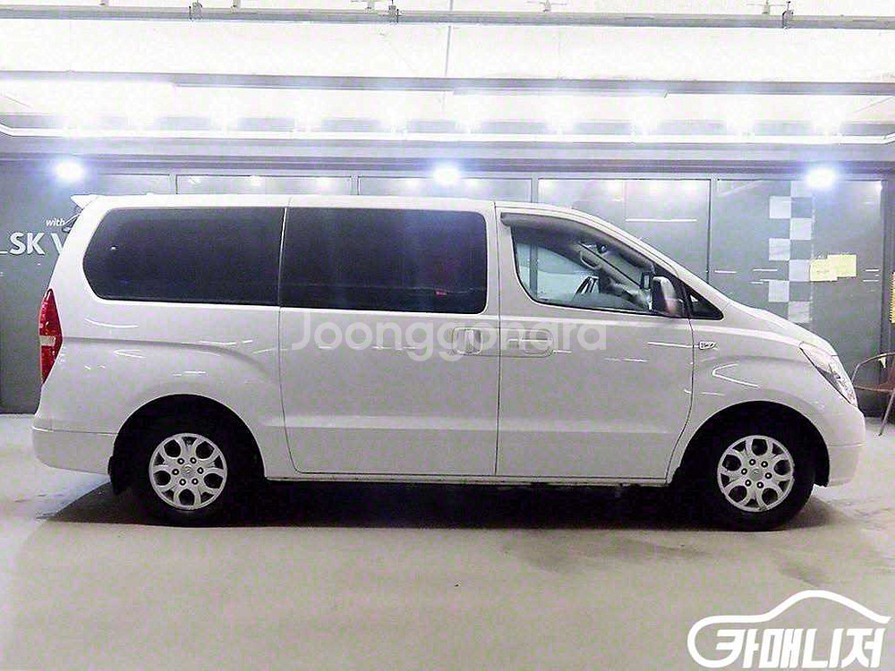 [현대]그랜드 스타렉스 12인승 왜건 CVX 럭셔리 (--2