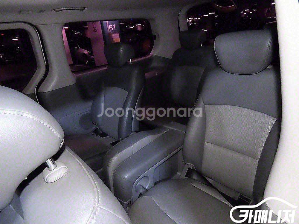 [현대]그랜드 스타렉스 12인승 왜건 CVX 럭셔리 (--7